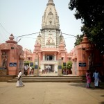 Exploring the Mystique of Kashi Vishwanath Temple: A Spiritual Sojourn in Varanasi