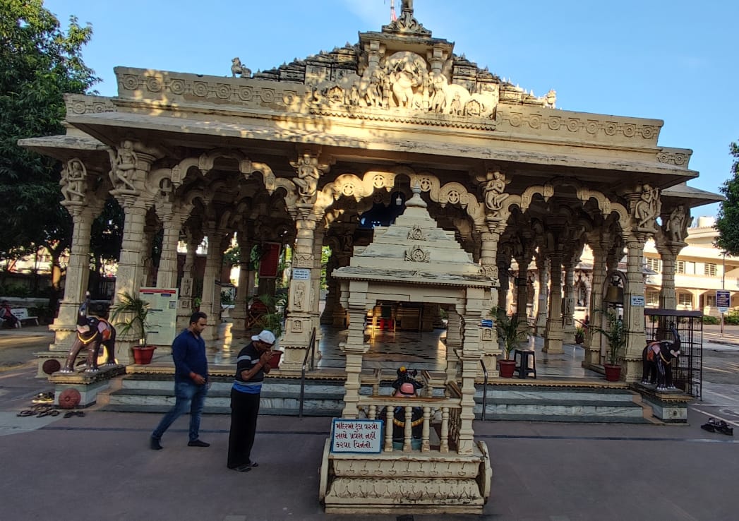 Kashi_Vishwanath_Temple_(Vadodara)-1