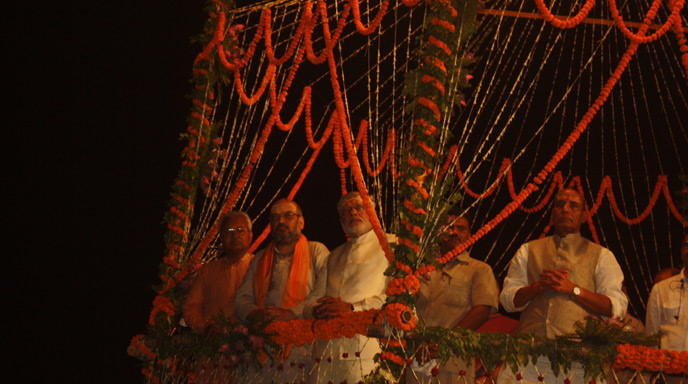 Narendra_Modi_in_Varanasi_after_winning_Lok_Sabha_elections_from_the_constituency.
