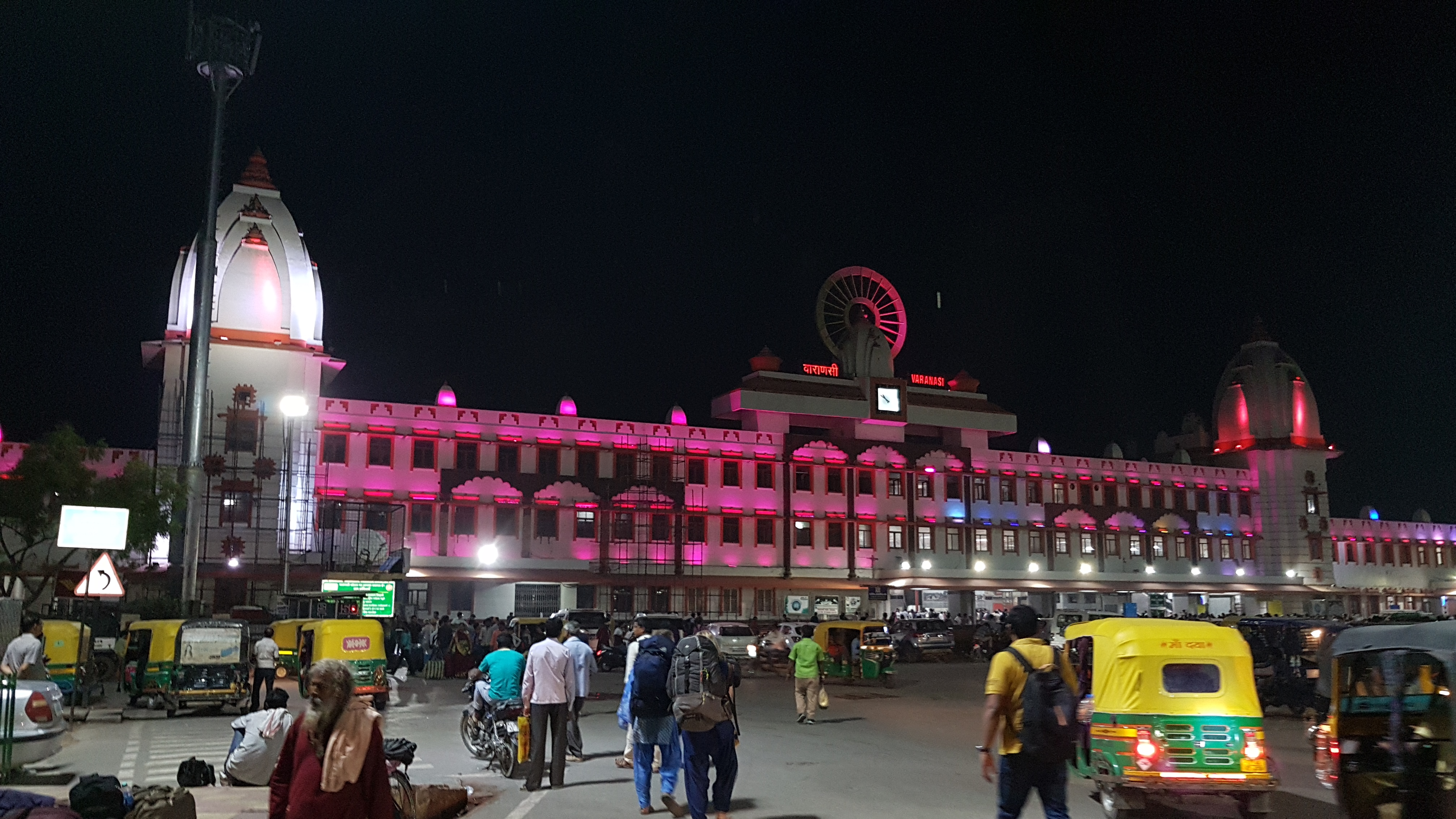 Varanasi_railway_station_-Varanasi_-Uttar_Pradesh_-20190526_225027