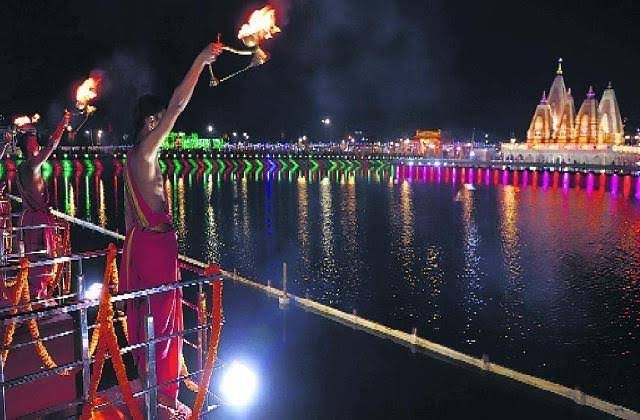 Geeta Mahotsav and Ganga Mahotsav in Varanasi 