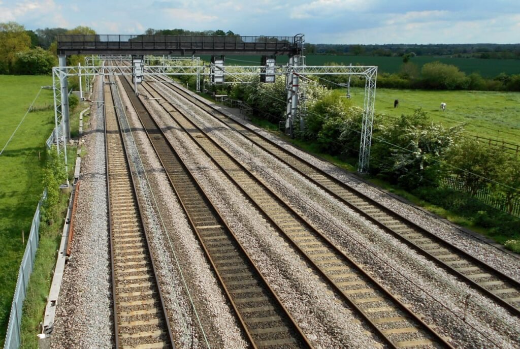 railway lines connect Prayagraj and Varanasi.