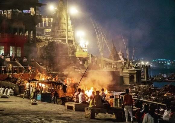 Manikarnika Ghat